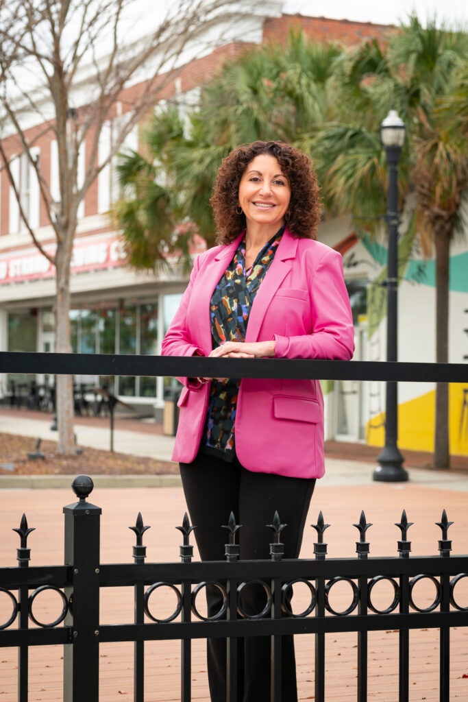 Brenda Bethune Headshot